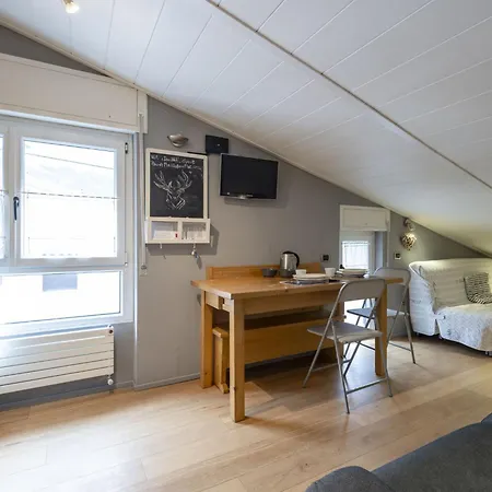 아파트 Mater Flat By Interhome *